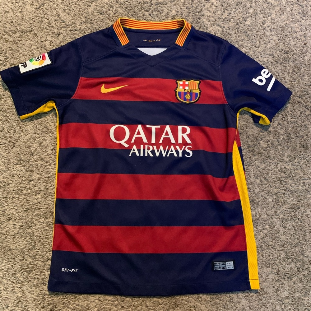 NIKE Barcelona soccer jersey 🔥